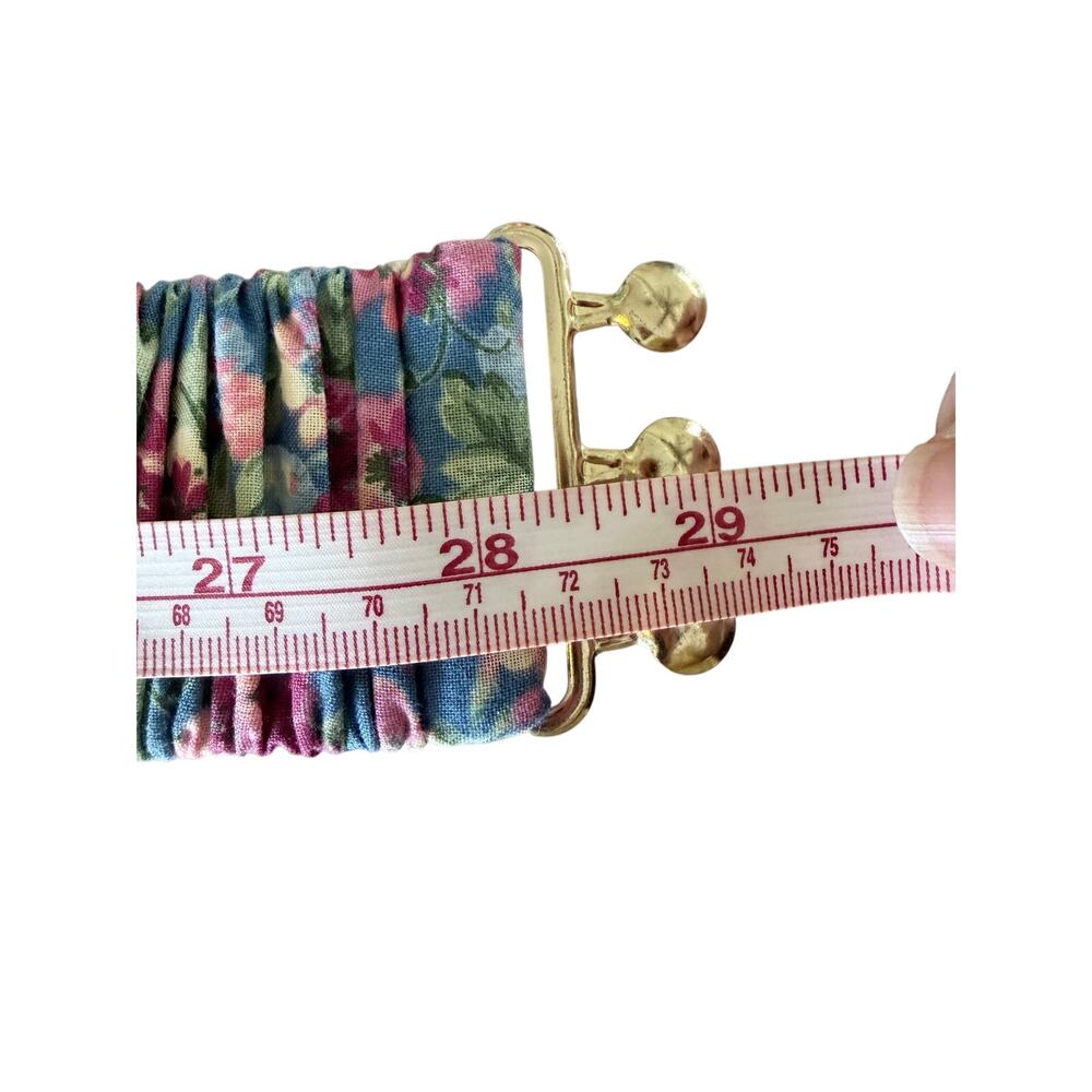 Vintage floral stretch clasp belt cottagecore 80s maroon ribbon trim 29 - 34 in - Picture 4 of 4